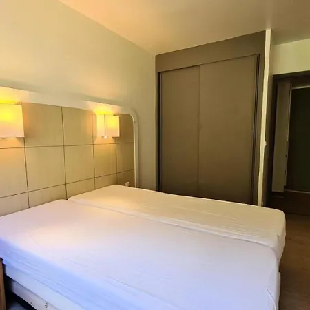 De La Foret - 2 Pieces Pour 5 Personnes 86 Apartment