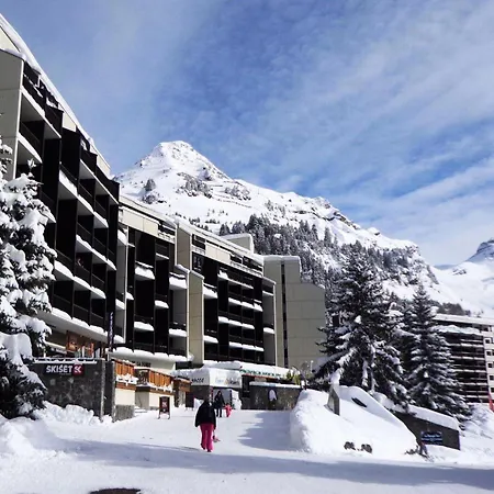 De La Foret - 2 Pieces Pour 5 Personnes 86 * Flaine